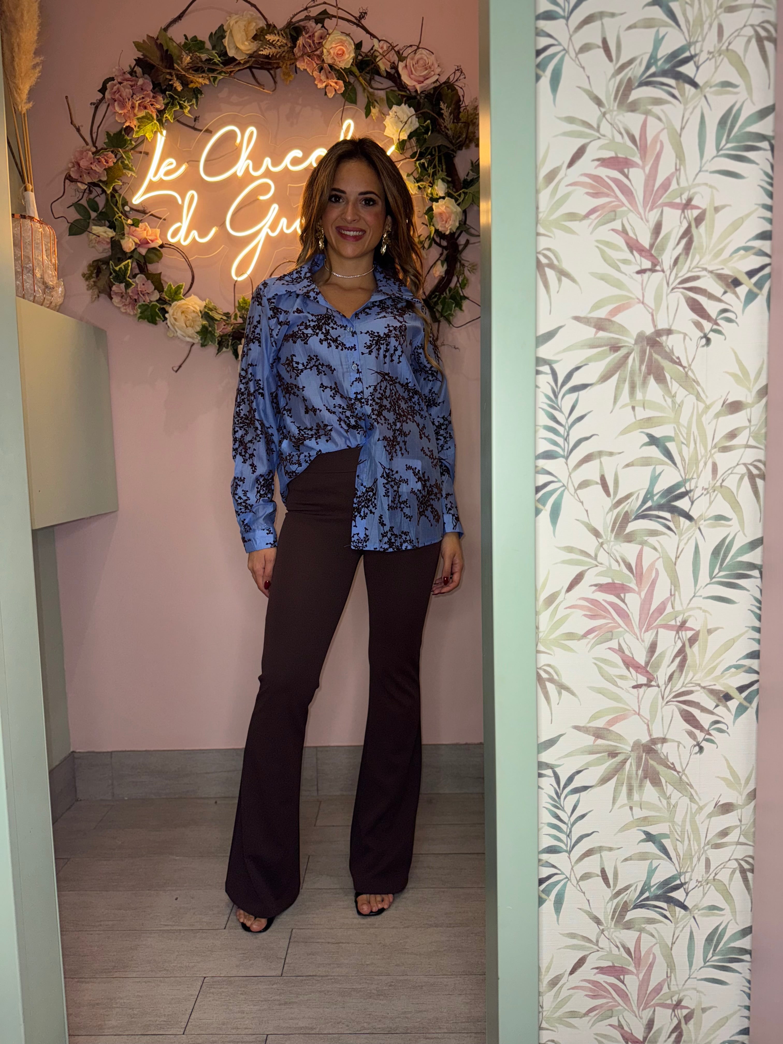 Pantalone contenitivo