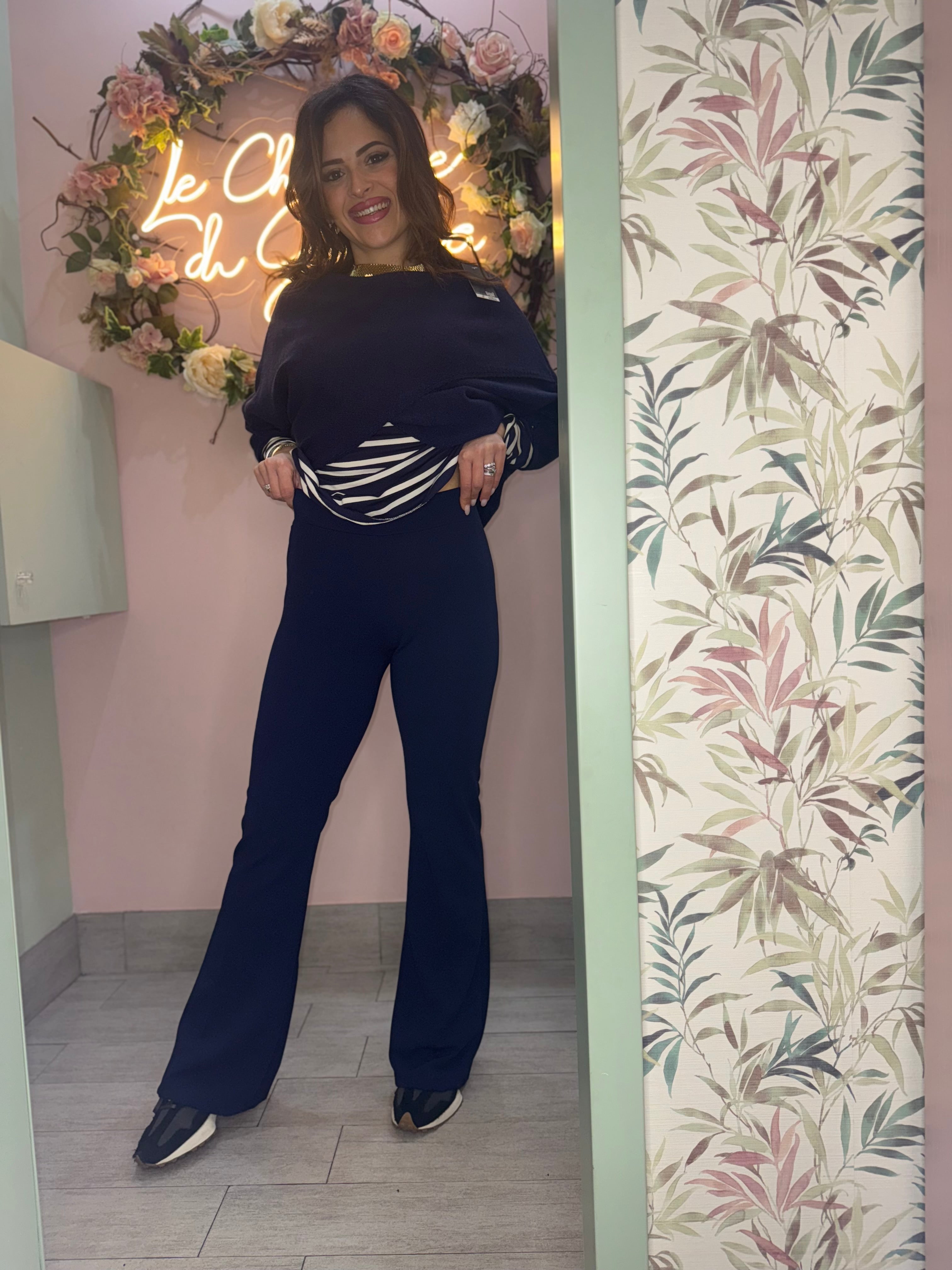 Pantalone contenitivo