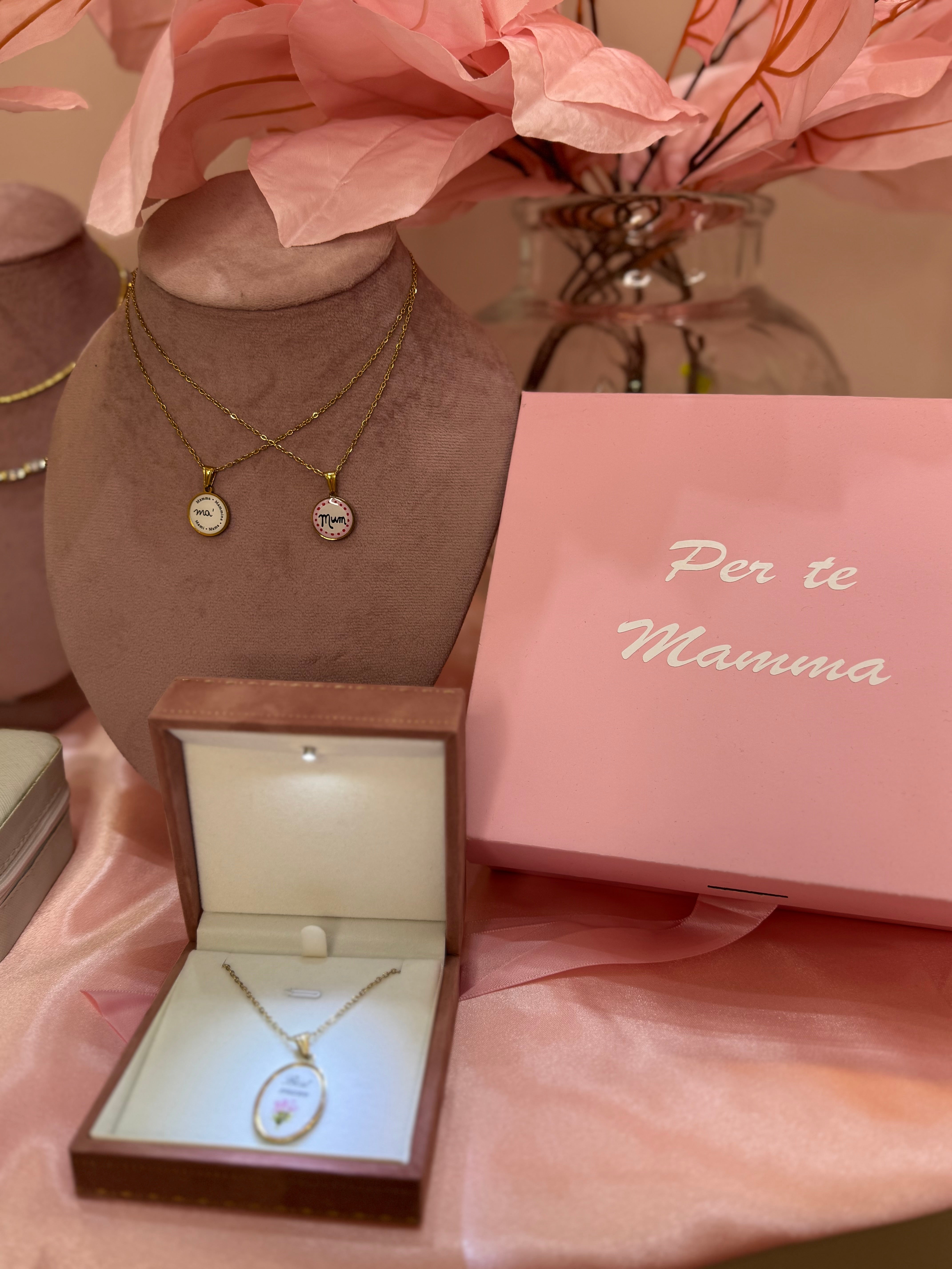 Collana mum