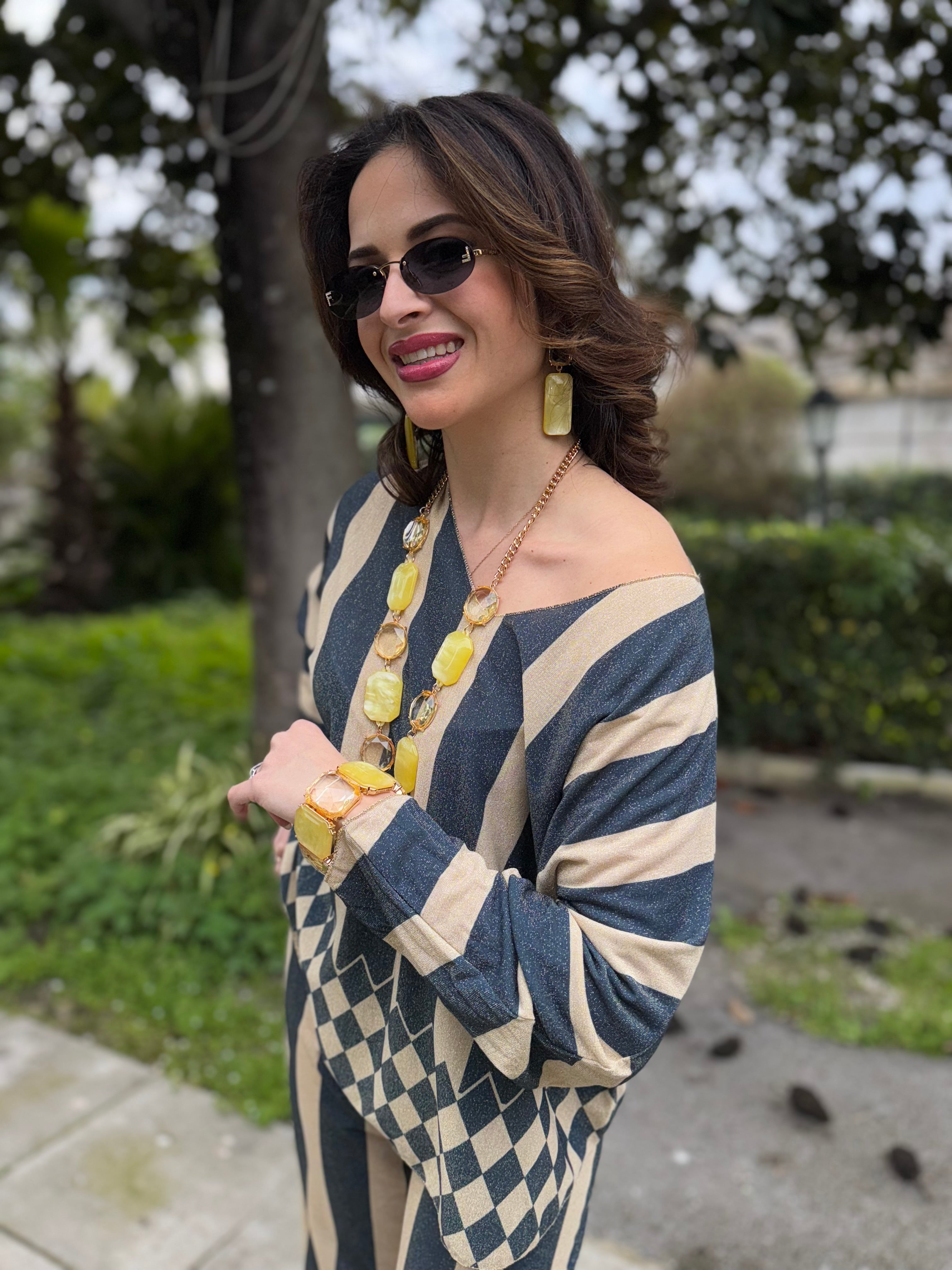 Coordinato giallo gioielli