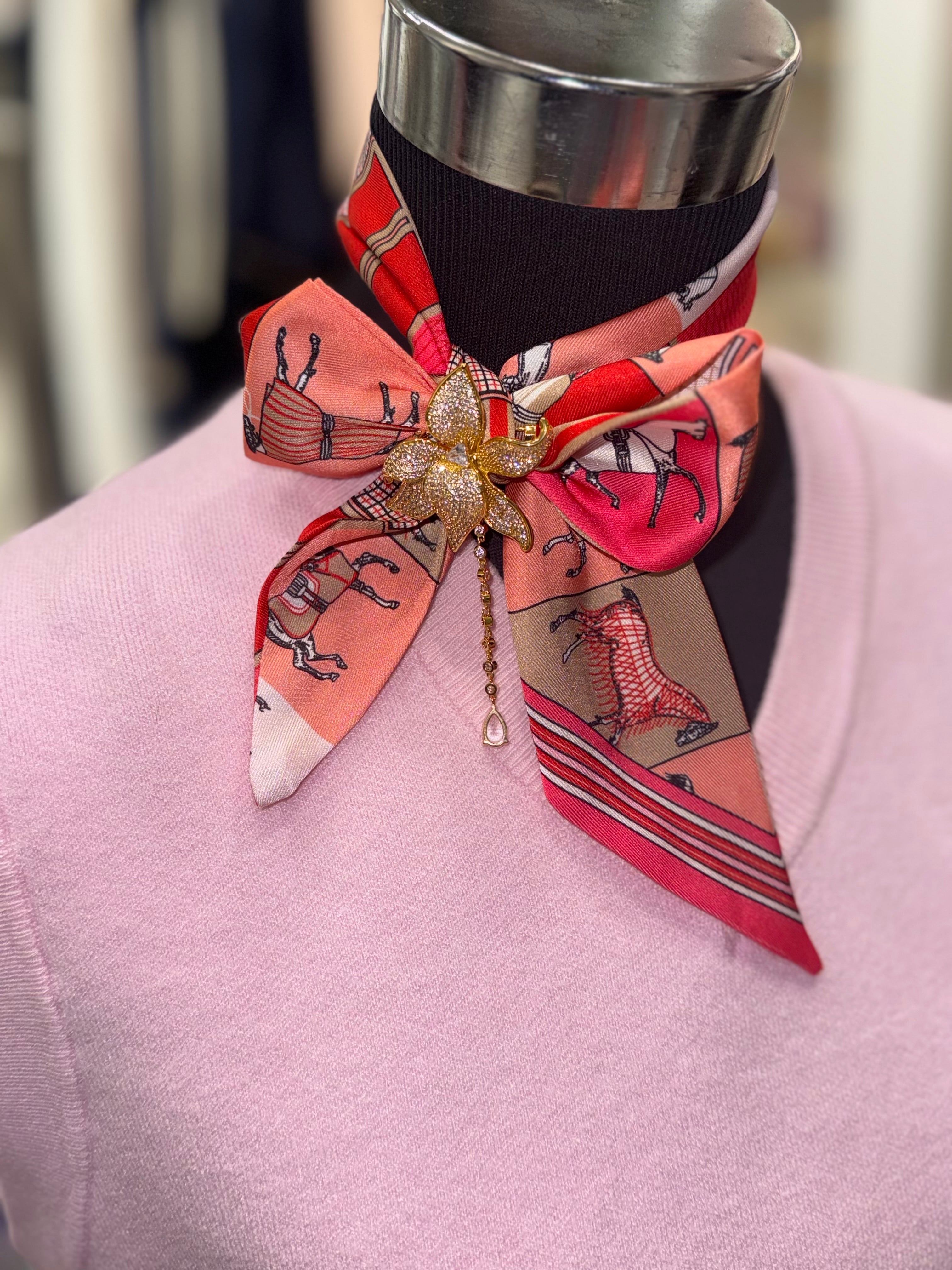 Mini foulard con applicazione