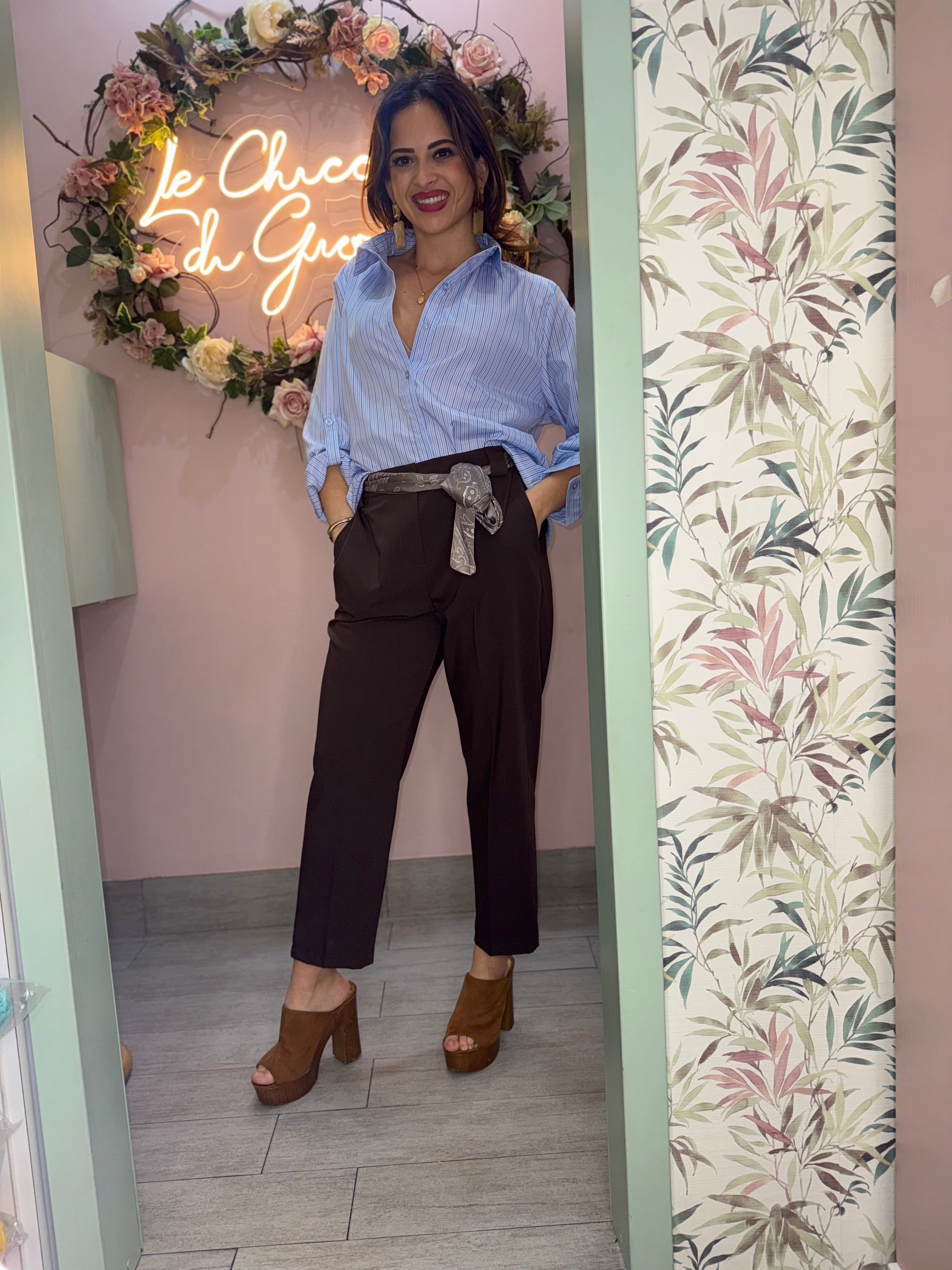 Camicia riga con marrone